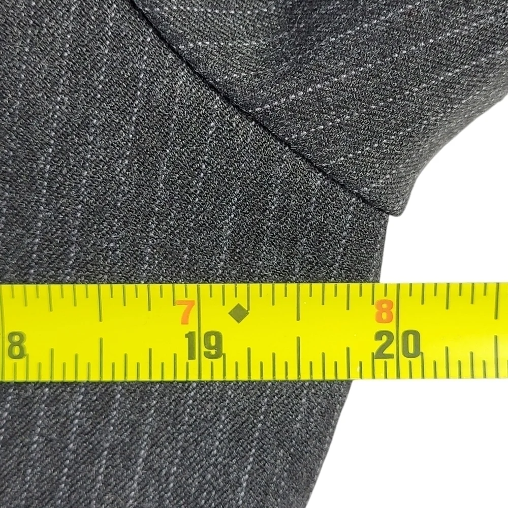 Tahari ASL Blazer Size 14P Black Gray Pinstripe Peplum 2 Button Notch Collar